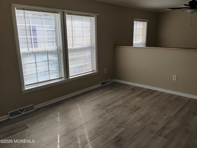 602 Walden Way, Whiting, NJ 08759