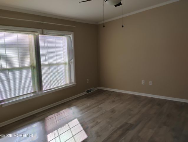 602 Walden Way, Whiting, NJ 08759