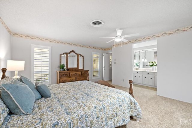 5717 Cypress Point Drive, Bakersfield, CA 93309