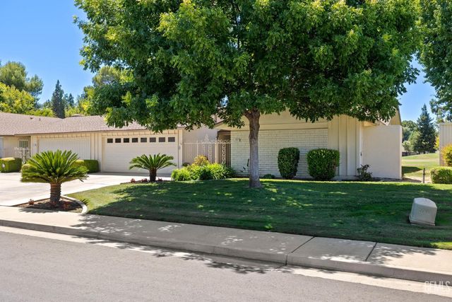 5717 Cypress Point Drive, Bakersfield, CA 93309