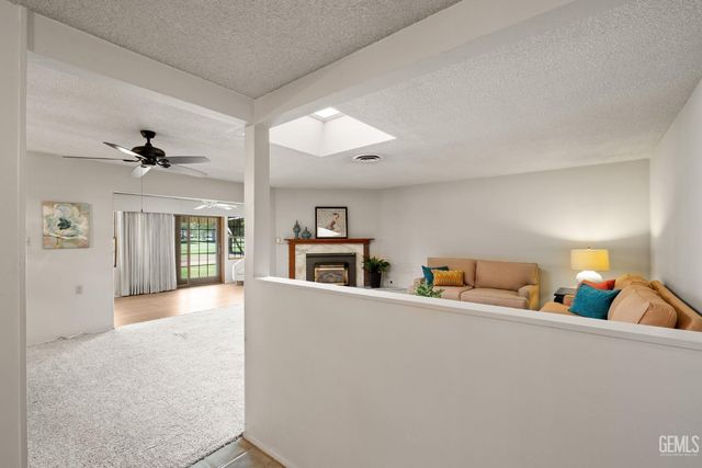 5717 Cypress Point Drive, Bakersfield, CA 93309