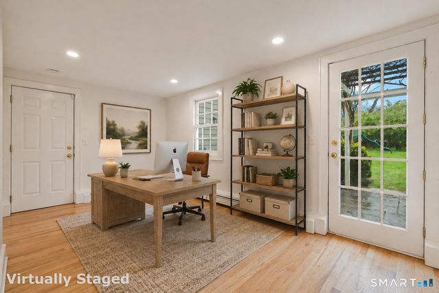 10 Hyde Ridge Road, Weston, CT 06883