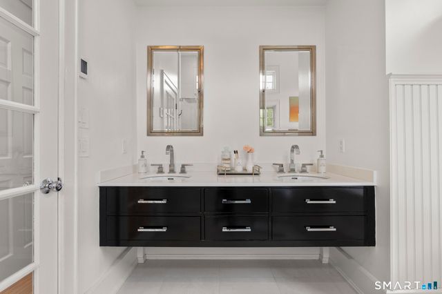 10 Hyde Ridge Road, Weston, CT 06883