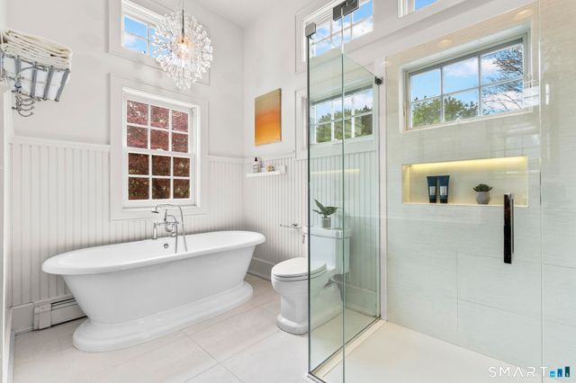 10 Hyde Ridge Road, Weston, CT 06883