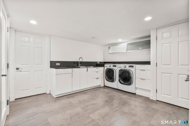 10 Hyde Ridge Road, Weston, CT 06883