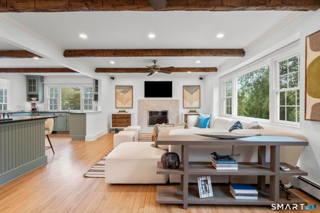 10 Hyde Ridge Road, Weston, CT 06883