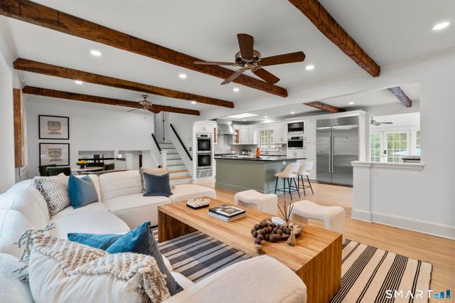 10 Hyde Ridge Road, Weston, CT 06883