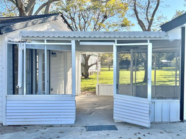 3806 Peck Street, Santa Fe, TX 77517