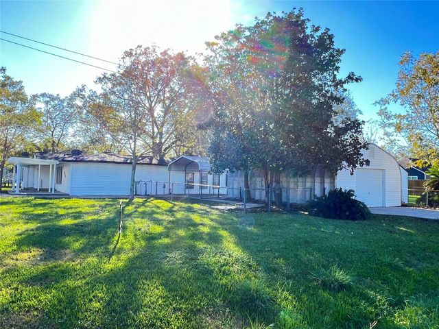 3806 Peck Street, Santa Fe, TX 77517