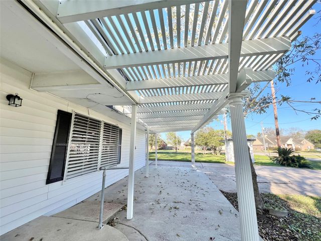 3806 Peck Street, Santa Fe, TX 77517