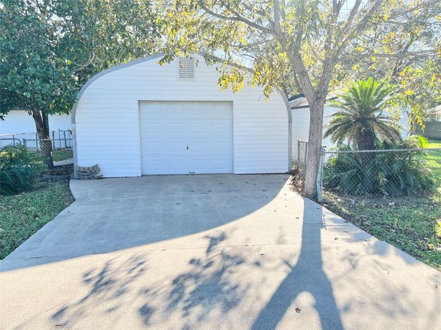 3806 Peck Street, Santa Fe, TX 77517