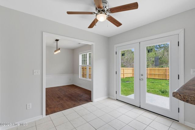 108 Blossom Court, Maple Hill, NC 28454