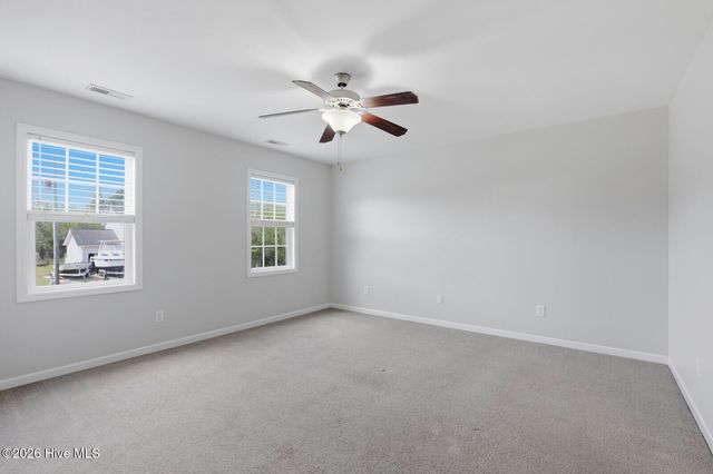 108 Blossom Court, Maple Hill, NC 28454