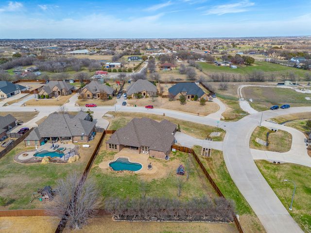 1201 Bluff Springs Drive, Fort Worth, TX 76052