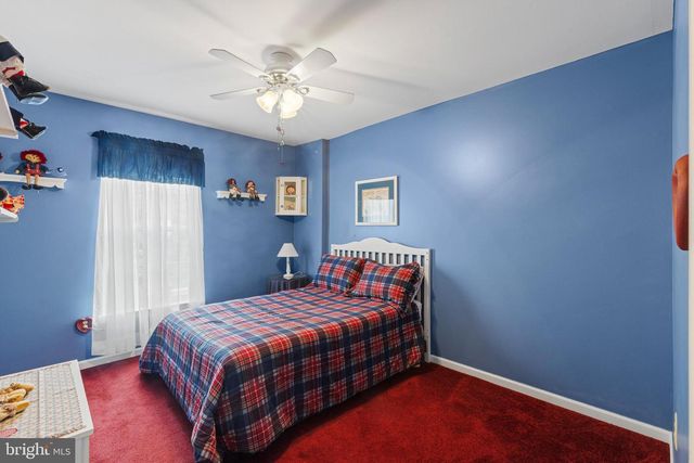 48 MORRIS DR, Sicklerville, NJ 08081