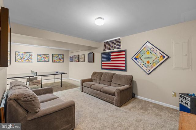 48 MORRIS DR, Sicklerville, NJ 08081