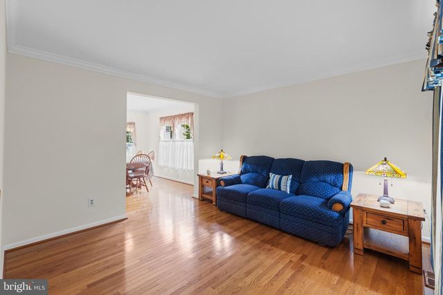 48 MORRIS DR, Sicklerville, NJ 08081