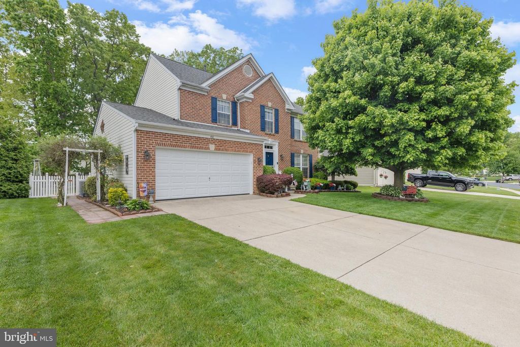 48 MORRIS DR, Sicklerville, NJ 08081