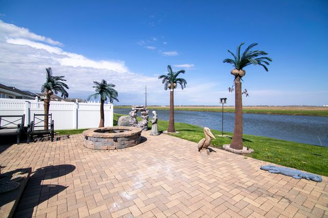 6011 Park View Drive, Bourbonnais, IL 60914