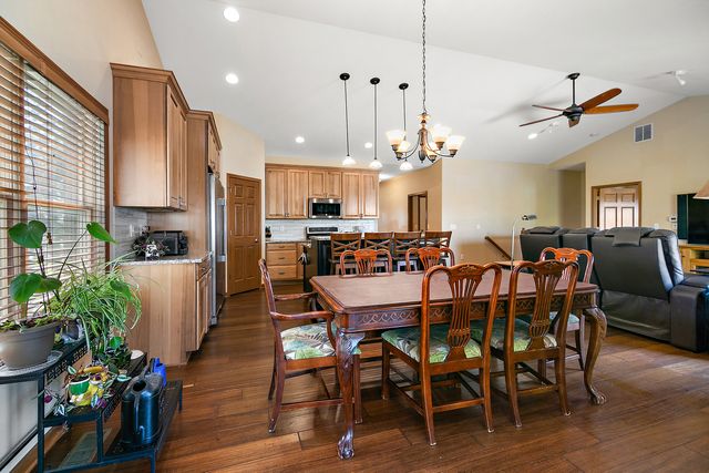 6011 Park View Drive, Bourbonnais, IL 60914