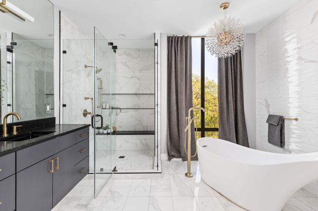 700 Wayside DR, Austin, TX 78703