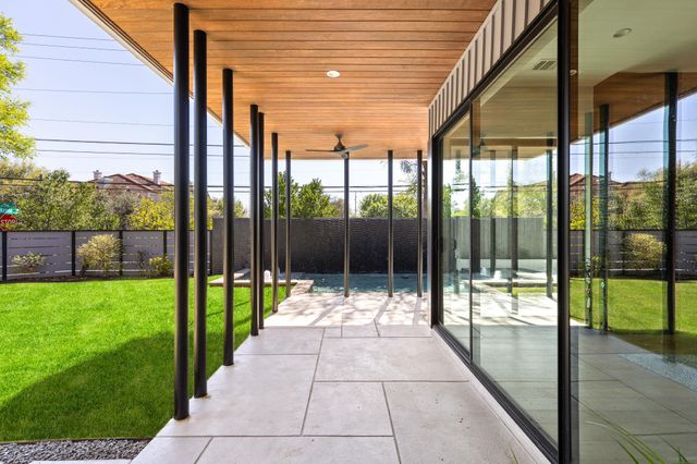 700 Wayside DR, Austin, TX 78703