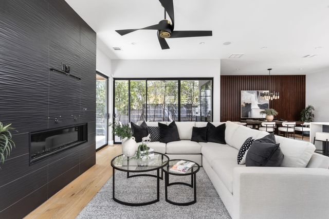 700 Wayside DR, Austin, TX 78703