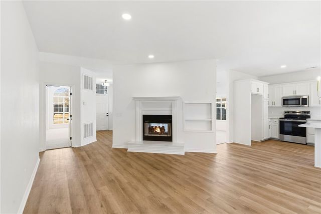 3050 N Pyrite Drive, Fayetteville, AR 72704