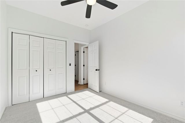 3050 N Pyrite Drive, Fayetteville, AR 72704