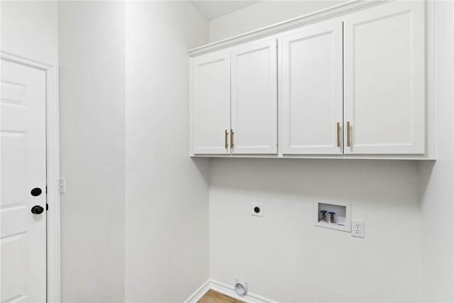 3050 N Pyrite Drive, Fayetteville, AR 72704