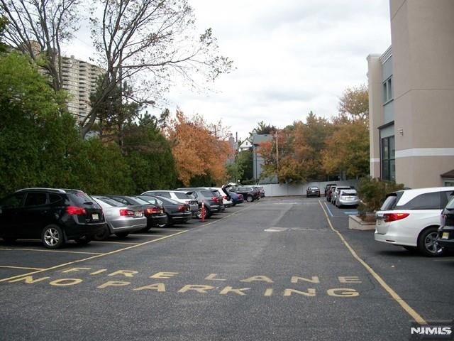 1605 John 307A, Fort Lee, NJ 07024