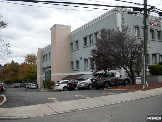 1605 John 307A, Fort Lee, NJ 07024