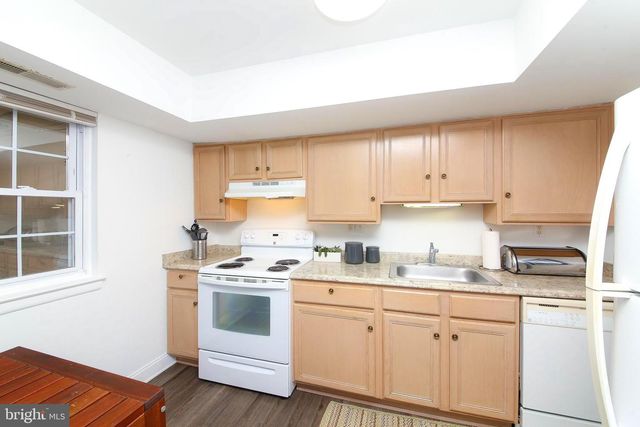 62 SHANNON DR, North Wales, PA 19454