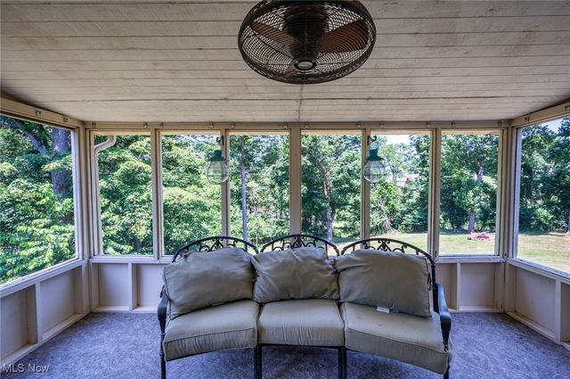 24 Heather Circle, Washington, WV 26181