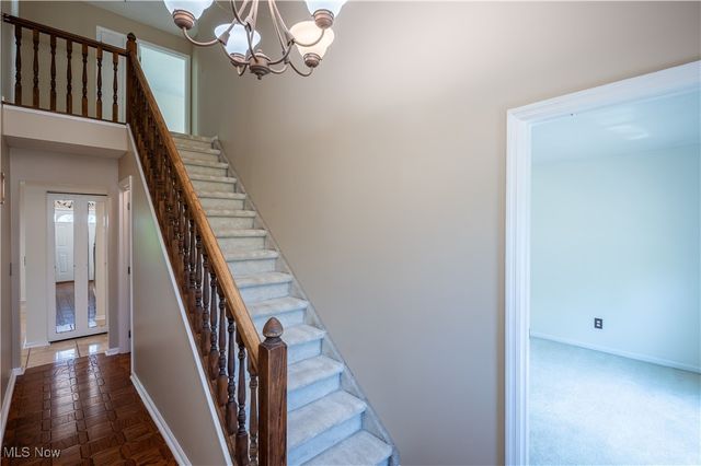 24 Heather Circle, Washington, WV 26181