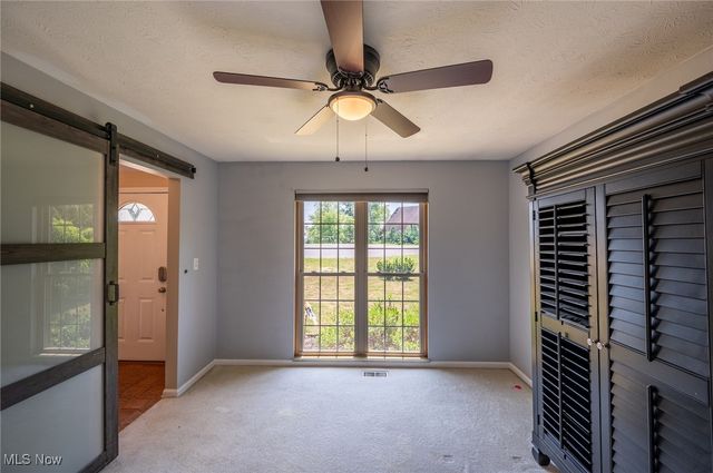 24 Heather Circle, Washington, WV 26181