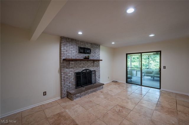 24 Heather Circle, Washington, WV 26181