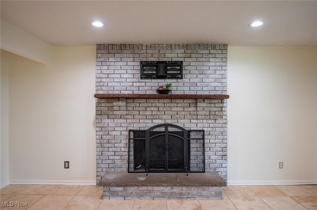 24 Heather Circle, Washington, WV 26181