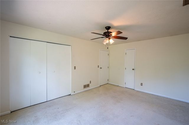 24 Heather Circle, Washington, WV 26181