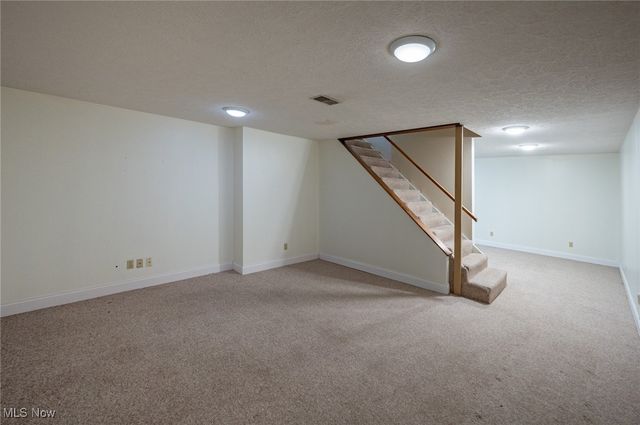 24 Heather Circle, Washington, WV 26181