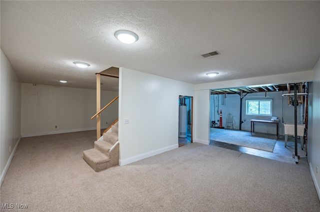 24 Heather Circle, Washington, WV 26181