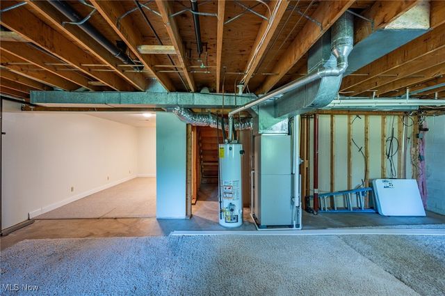 24 Heather Circle, Washington, WV 26181