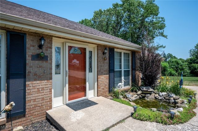 24 Heather Circle, Washington, WV 26181