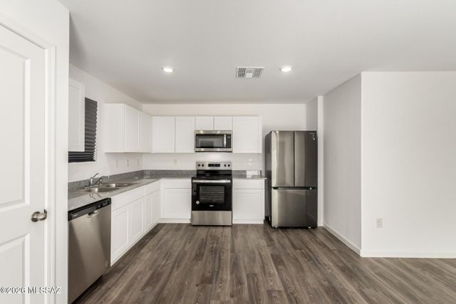 9933 W Concordia Drive, Arizona City, AZ 85123