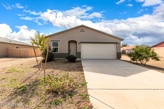 9933 W Concordia Drive, Arizona City, AZ 85123