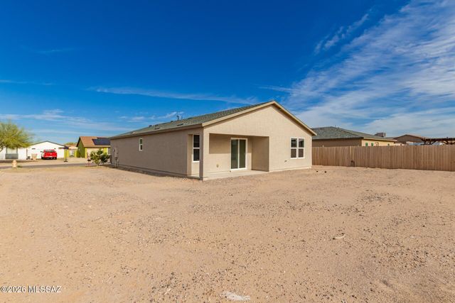 9933 W Concordia Drive, Arizona City, AZ 85123