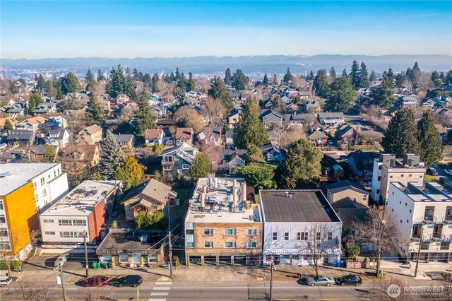 3262 California Avenue SW, Seattle, WA 98116