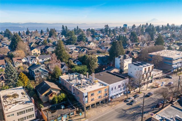 3262 California Avenue SW, Seattle, WA 98116