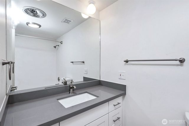 3262 California Avenue SW, Seattle, WA 98116