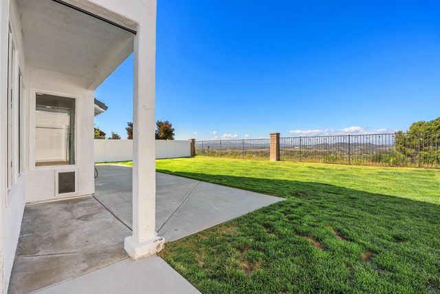 1288 Sagewood Drive, Oceanside, CA 92056